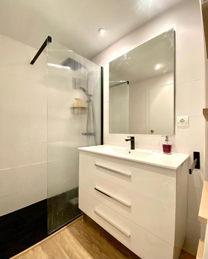 Apartamento Con 3 Habitaciones, Terraza Y Jardin Comunitario Con Piscina En Sant Antoni De Calonge Exterior foto