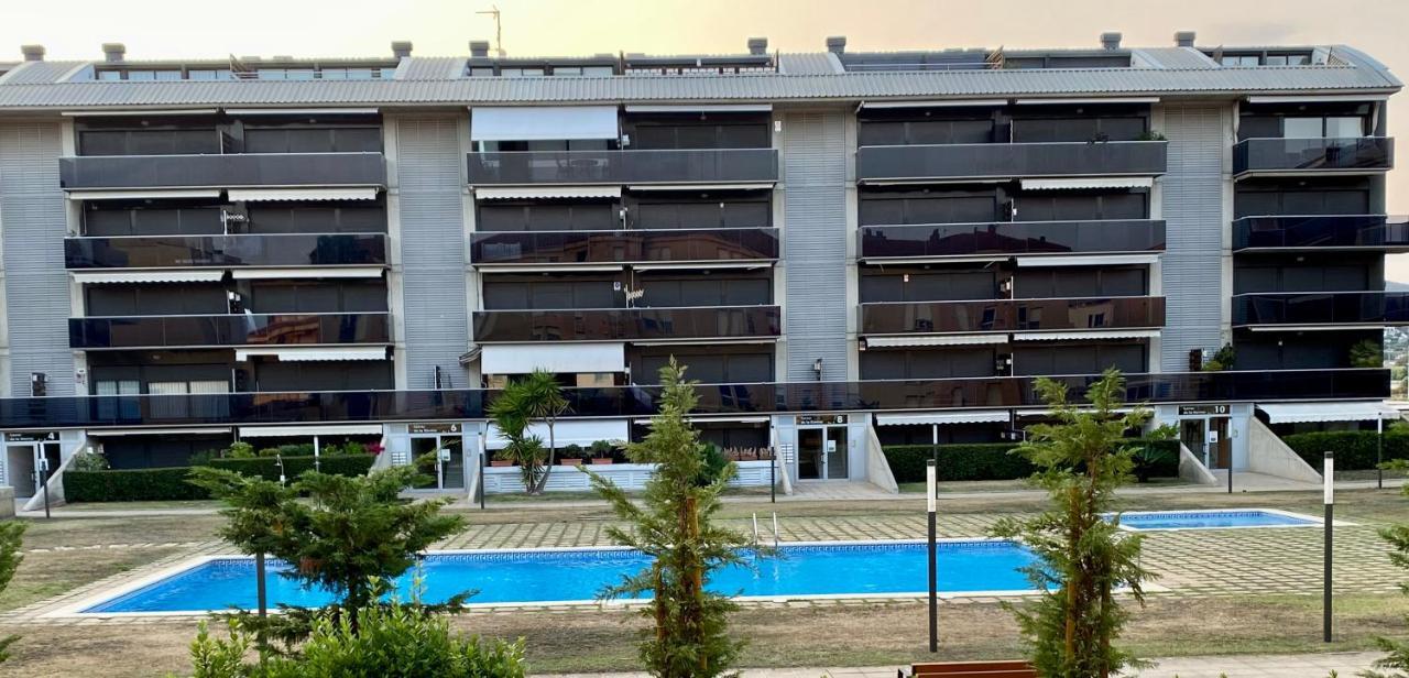 Apartamento Con 3 Habitaciones, Terraza Y Jardin Comunitario Con Piscina En Sant Antoni De Calonge Exterior foto